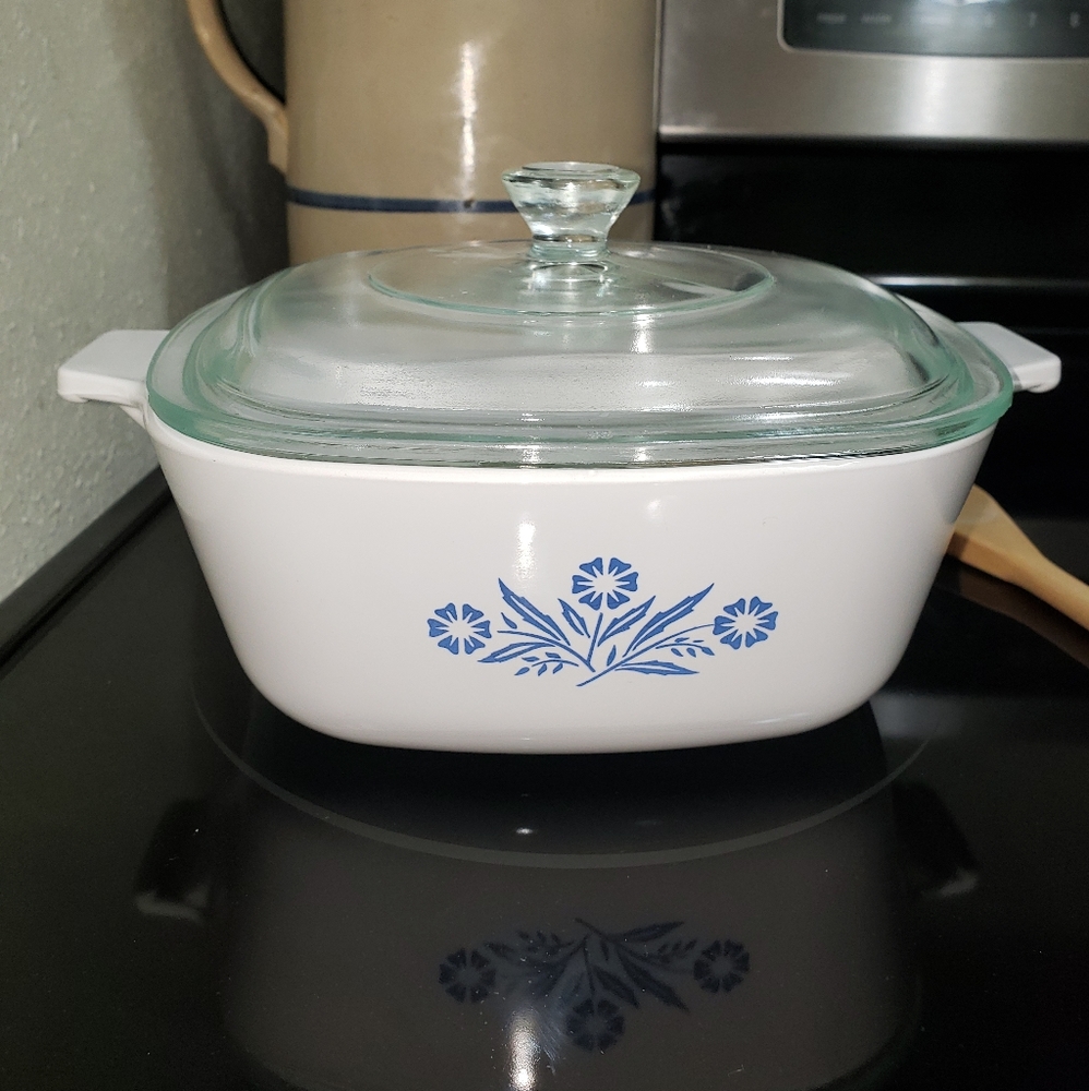 CORNING WARE CORNFLOWER P-1 1/2-B SAUCE PAN & LID